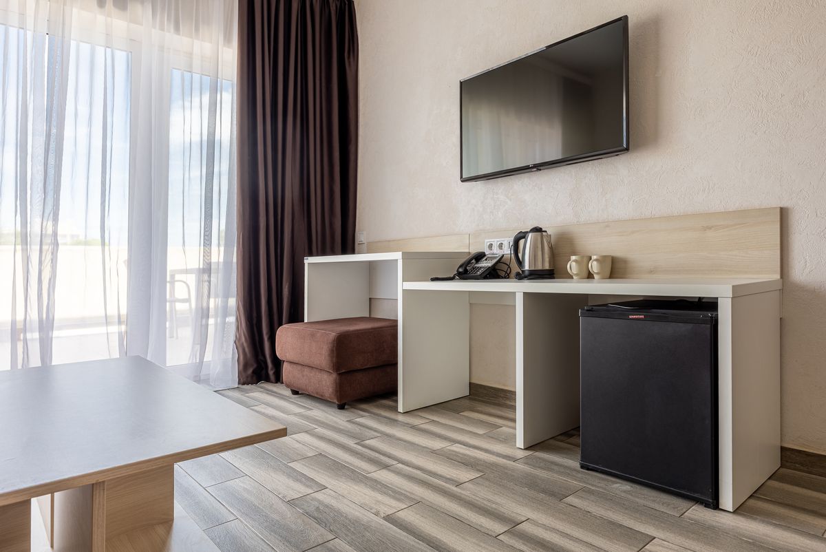 Deluxe two-room suite
