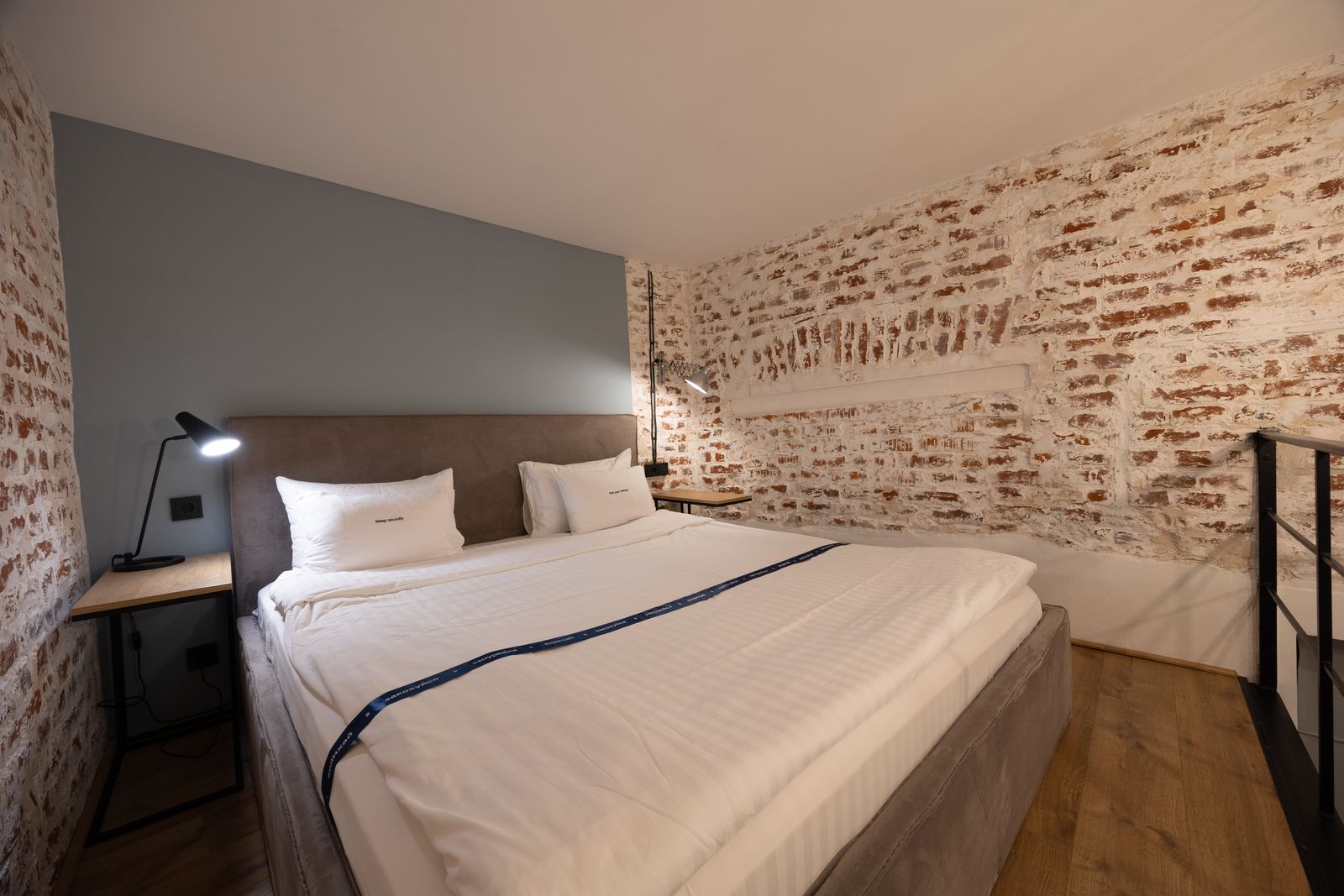 Апартаменти